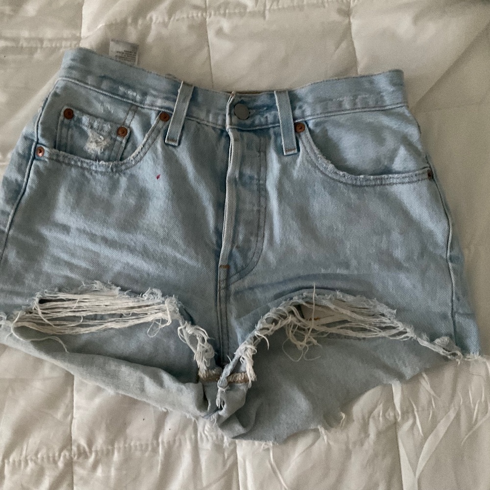 Levi’s shorts